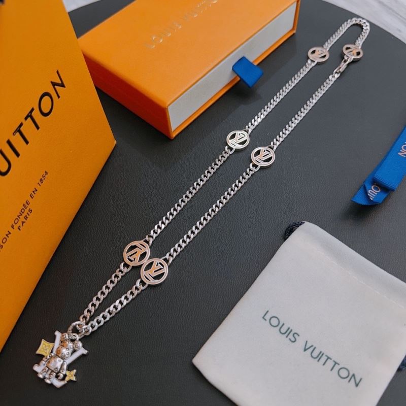 Louis Vuitton Necklaces - Click Image to Close